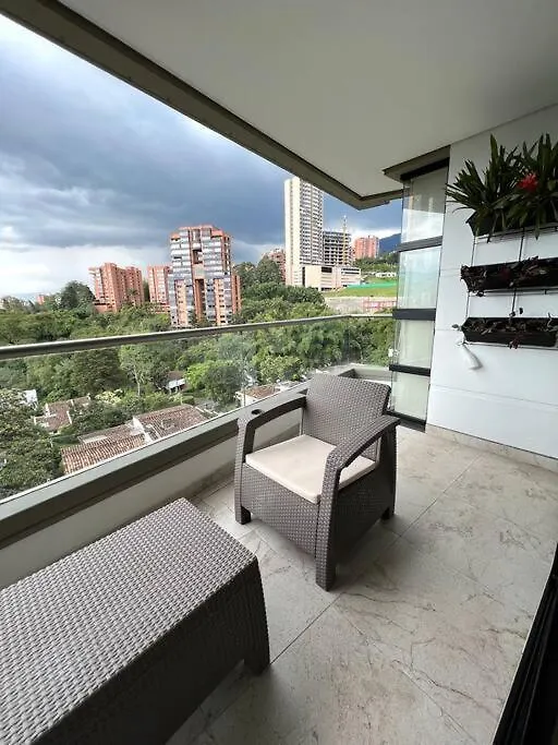 401 Luxury Apartment In Hearth Of El Poblado + View! Medellín